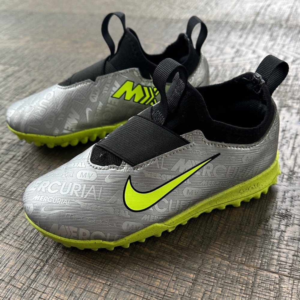 Nike Kids Zoom Vapor 15 Academy XXV Turf Soccer Cleats (25th Anniversary)
